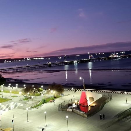 Enjoy Departamento Frente Al Mar Appartement Puerto Madryn Buitenkant foto